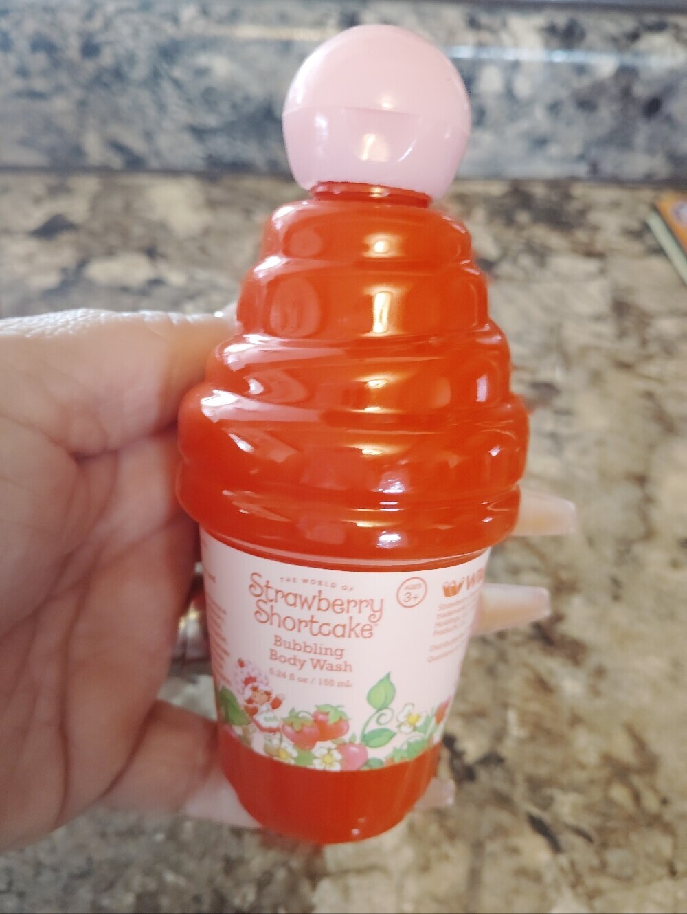 Strawberry Shortcake Bubbling Body Wash - Pink & Red (1) Unit